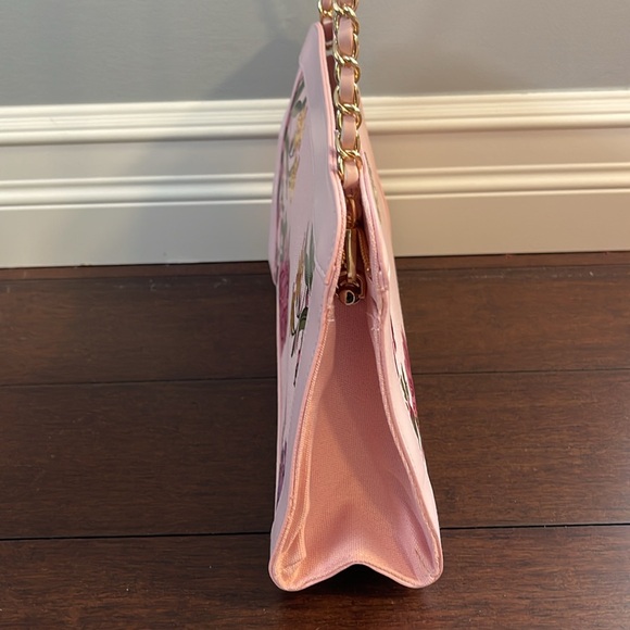 Carolina Herrera floral print large canvas cosmetics bag to shoulder bag - Picture 6 of 15